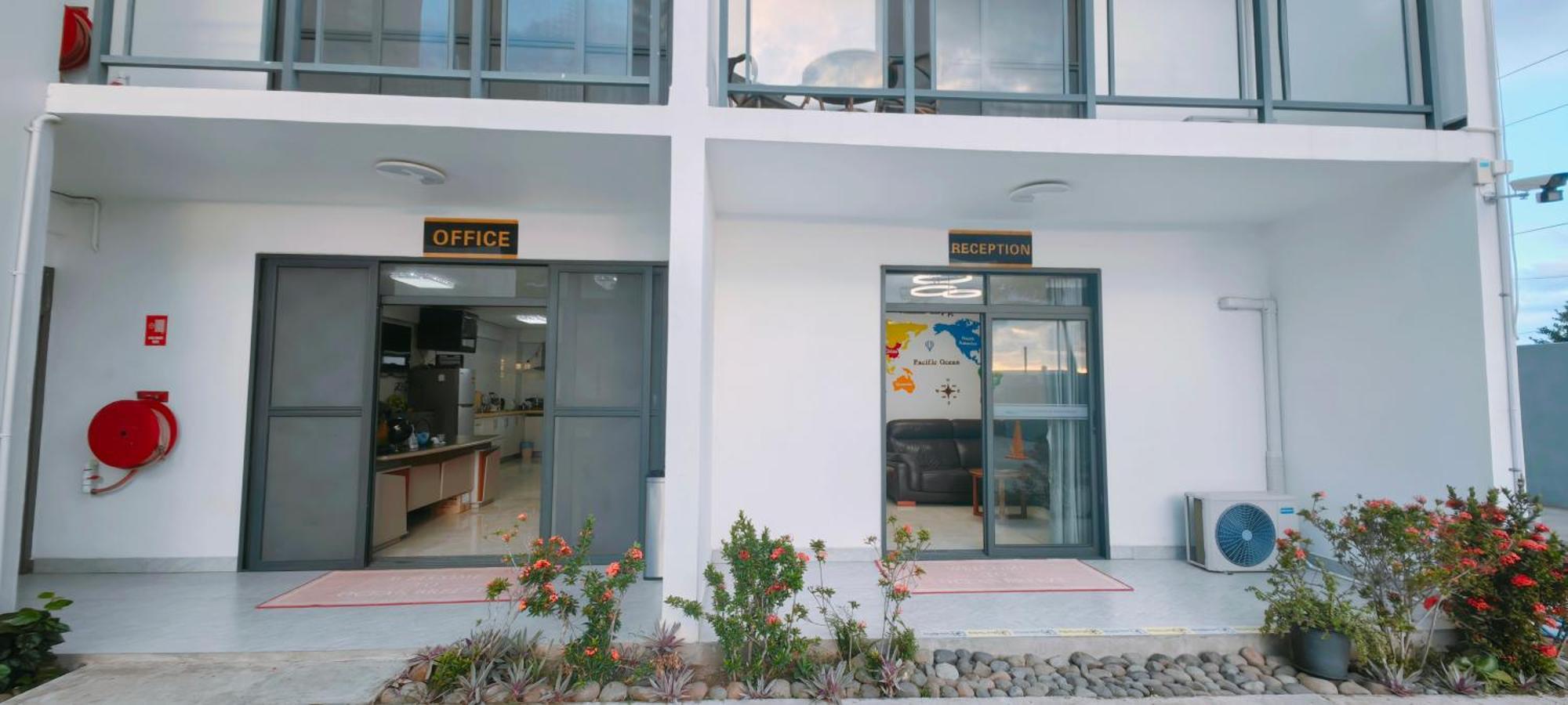 Ocean Breeze Apartment Nadi Bagian luar foto